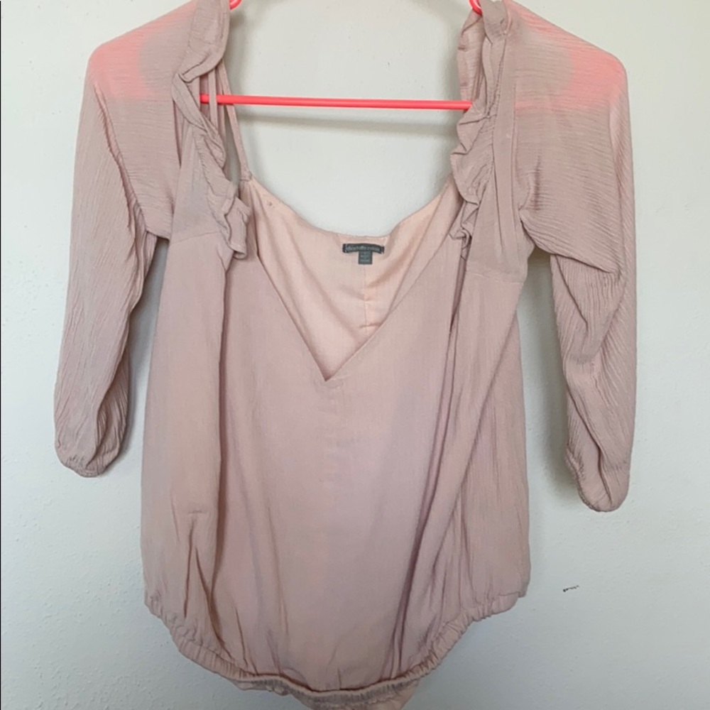 Open shoulder long sleeve